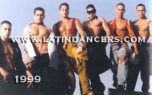 Here at Latins Finest you can order more than just your average costume. Sure it'd be nice to have your typical "Good Guy" hero show up to your door step and sweep you off your feet! But what about for all you ladies who like a not so typical "Bad-Boy". You know like a smooth Gangsta in a Zoot suit !!!